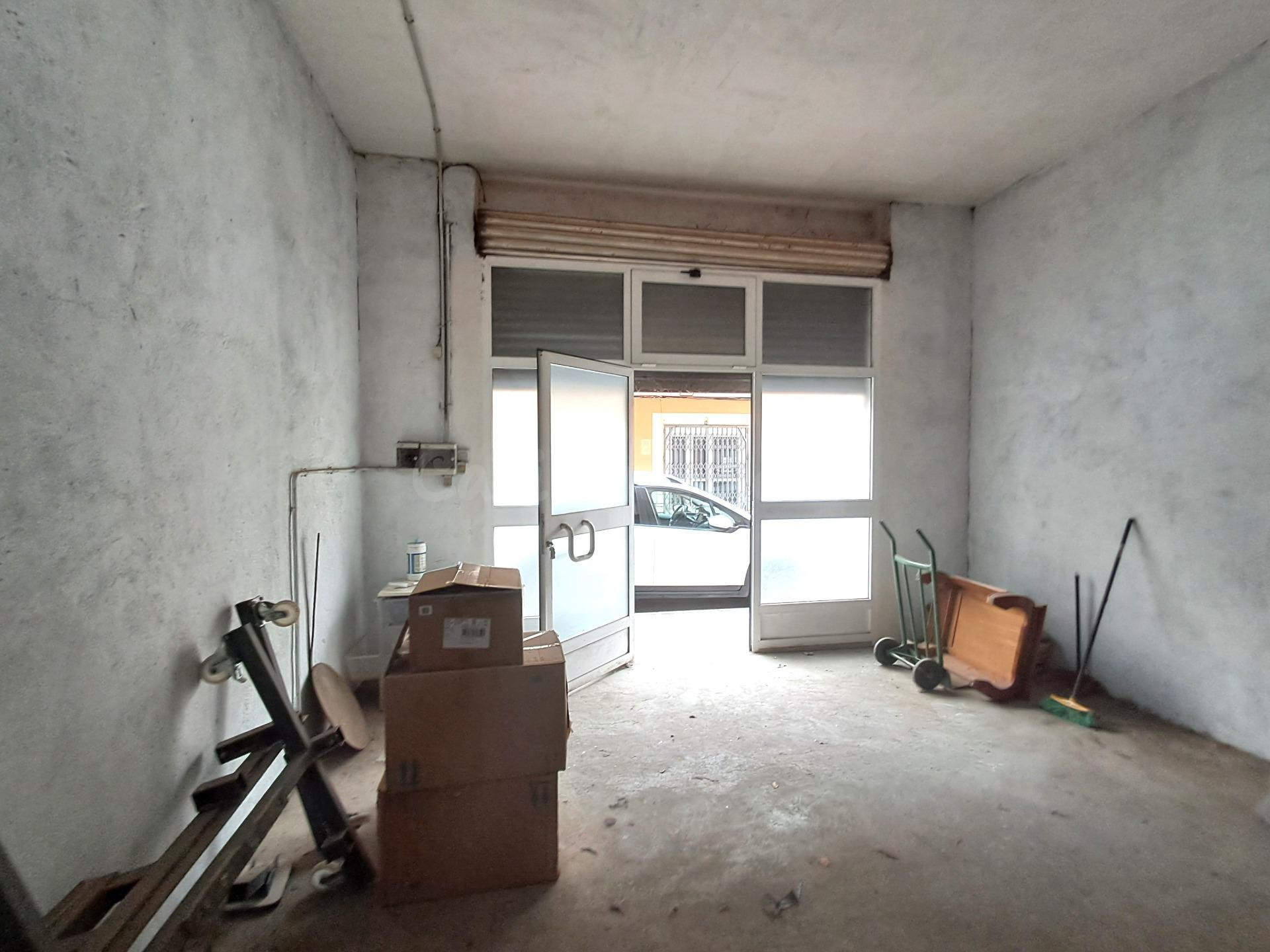 Local Comercial de 45m2 junto a Avenida Juan Carlos I - foto 3