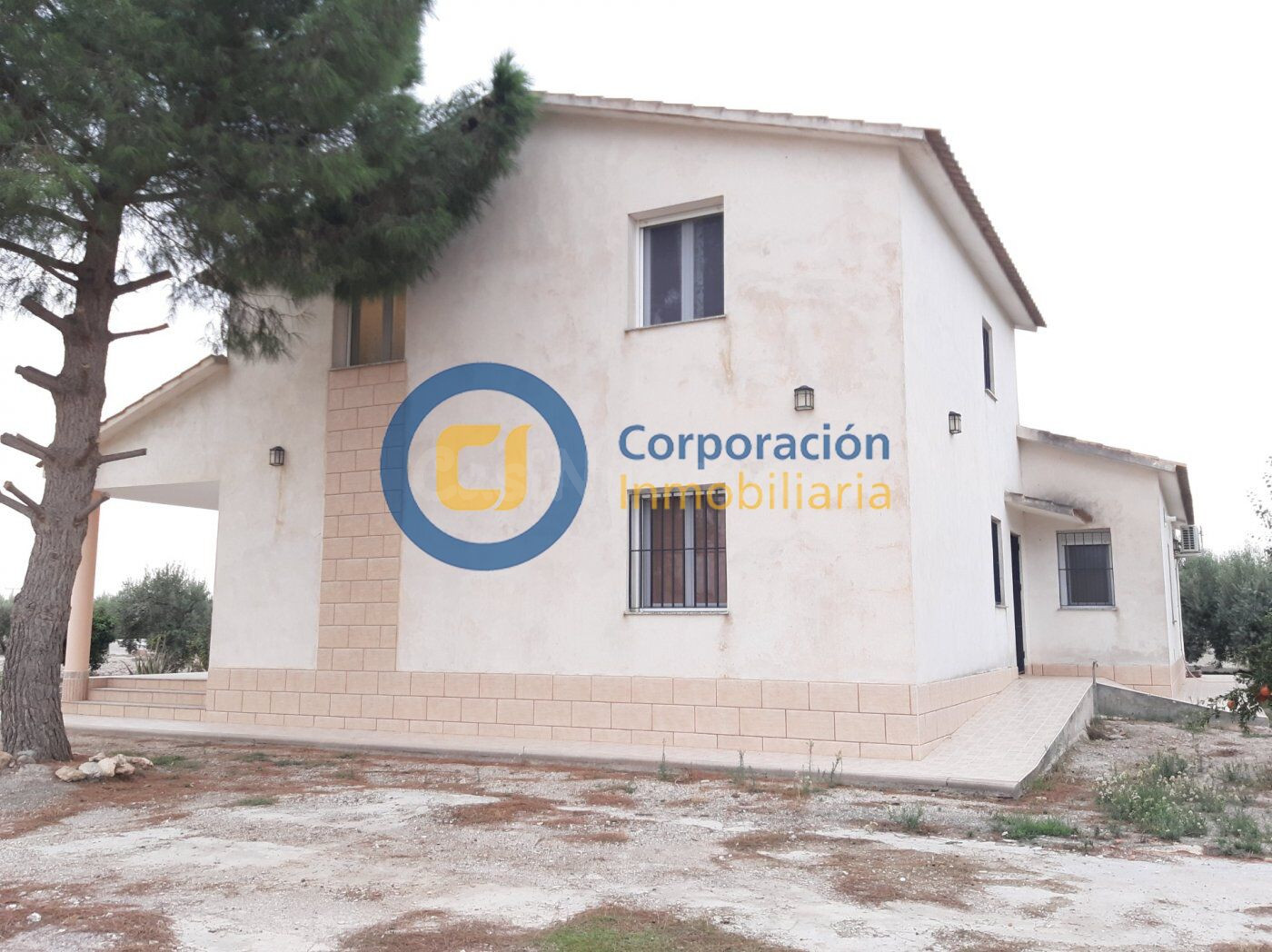 Casa de Campo con cuatro dormitorios en El Campillo - foto 4