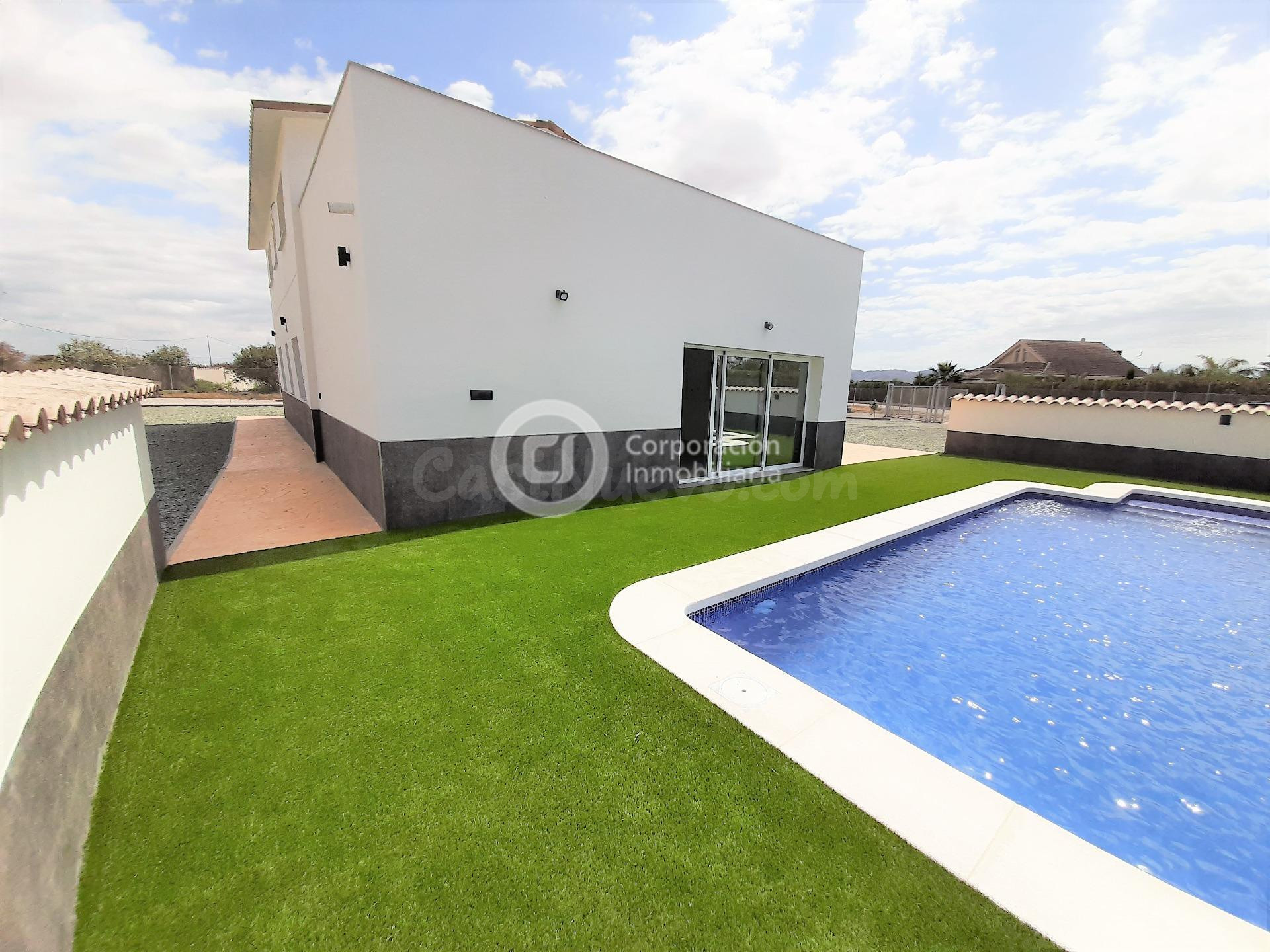 Chalet de grandes dimensiones con Piscina de nueva construcc - foto 2