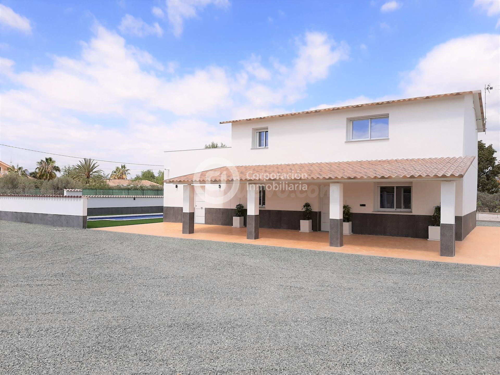 Chalet de grandes dimensiones con Piscina de nueva construcc - foto 3