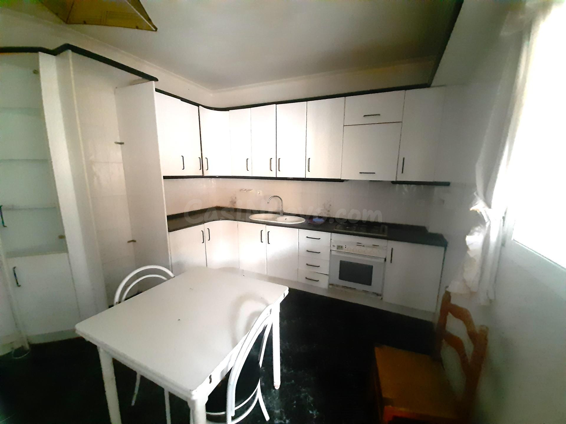 Piso con cuatro dormitorios tipo dúplex con terraza en Virge - foto 3