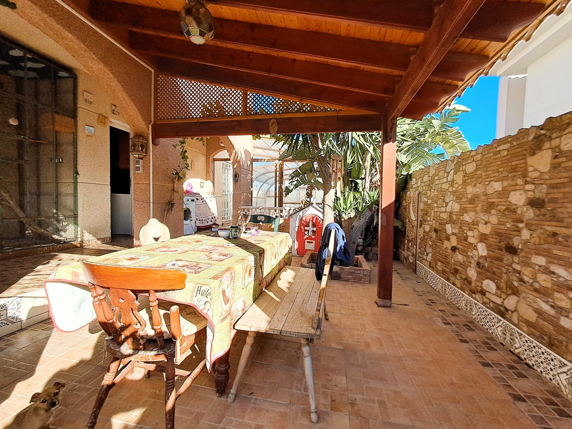 Gran Chalet en Las Molinetas con piscina climatizada y vista - foto 3