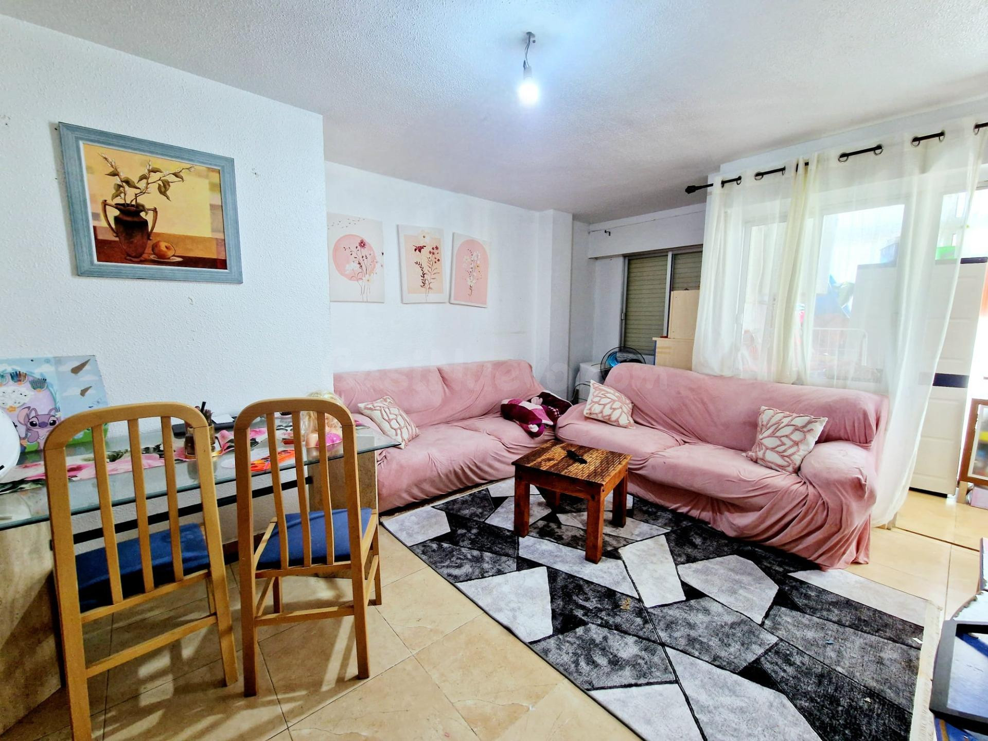 Apartamento de 2 dormitorios en 2ª linea de la Playa de Poni