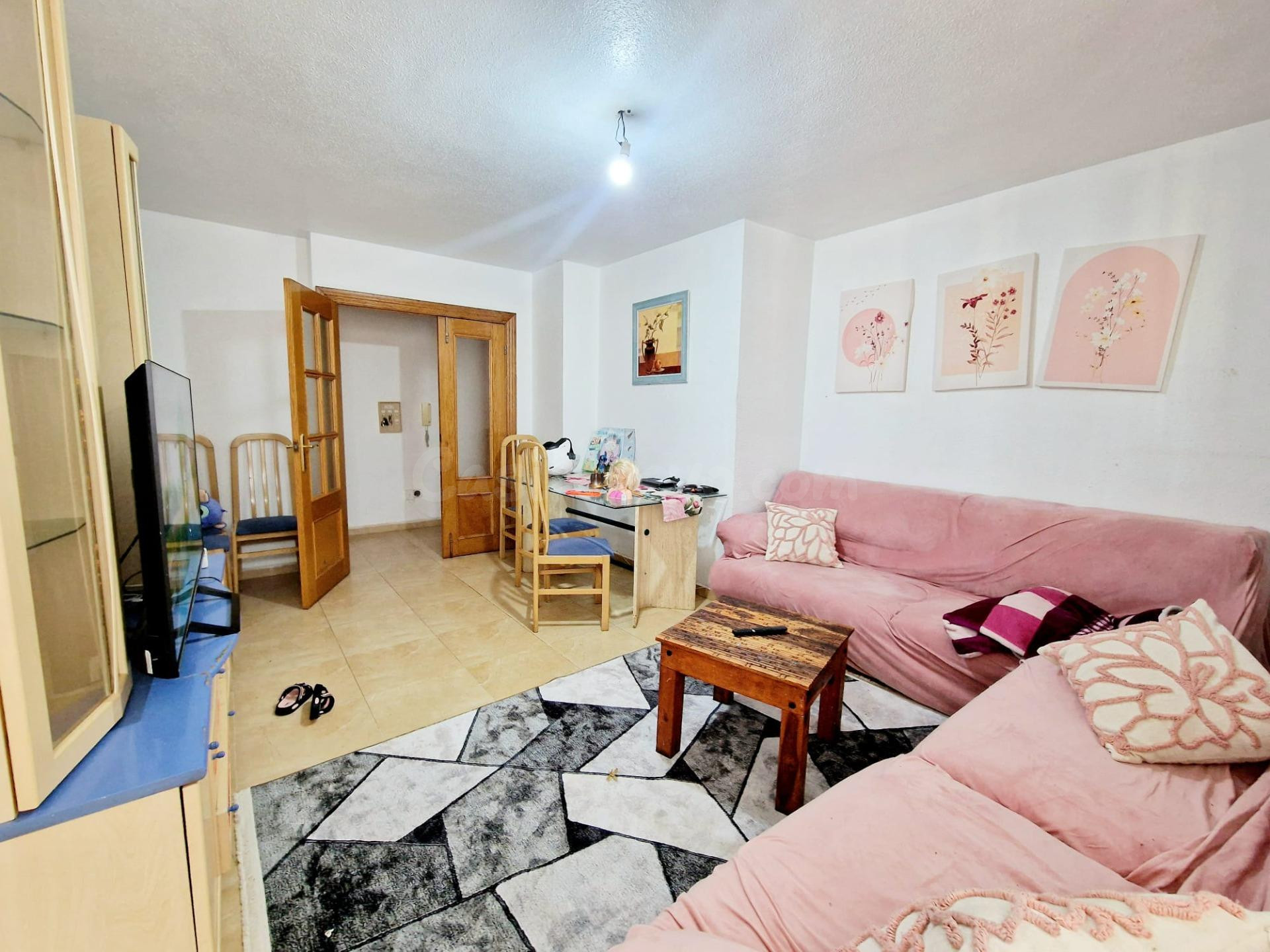 Apartamento de 2 dormitorios en 2ª linea de la Playa de Poni - foto 3