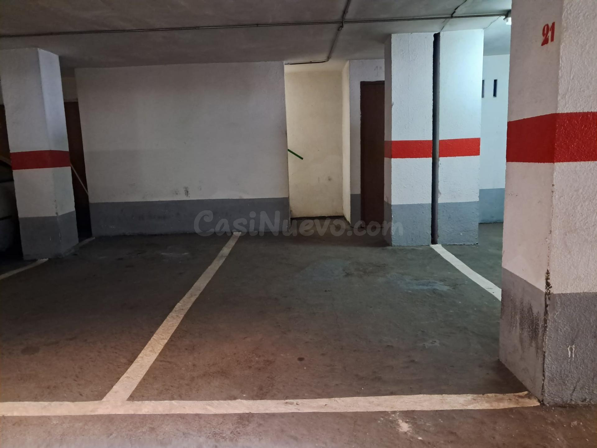 Plaza de Parking a 120 m de la playa de Poniente