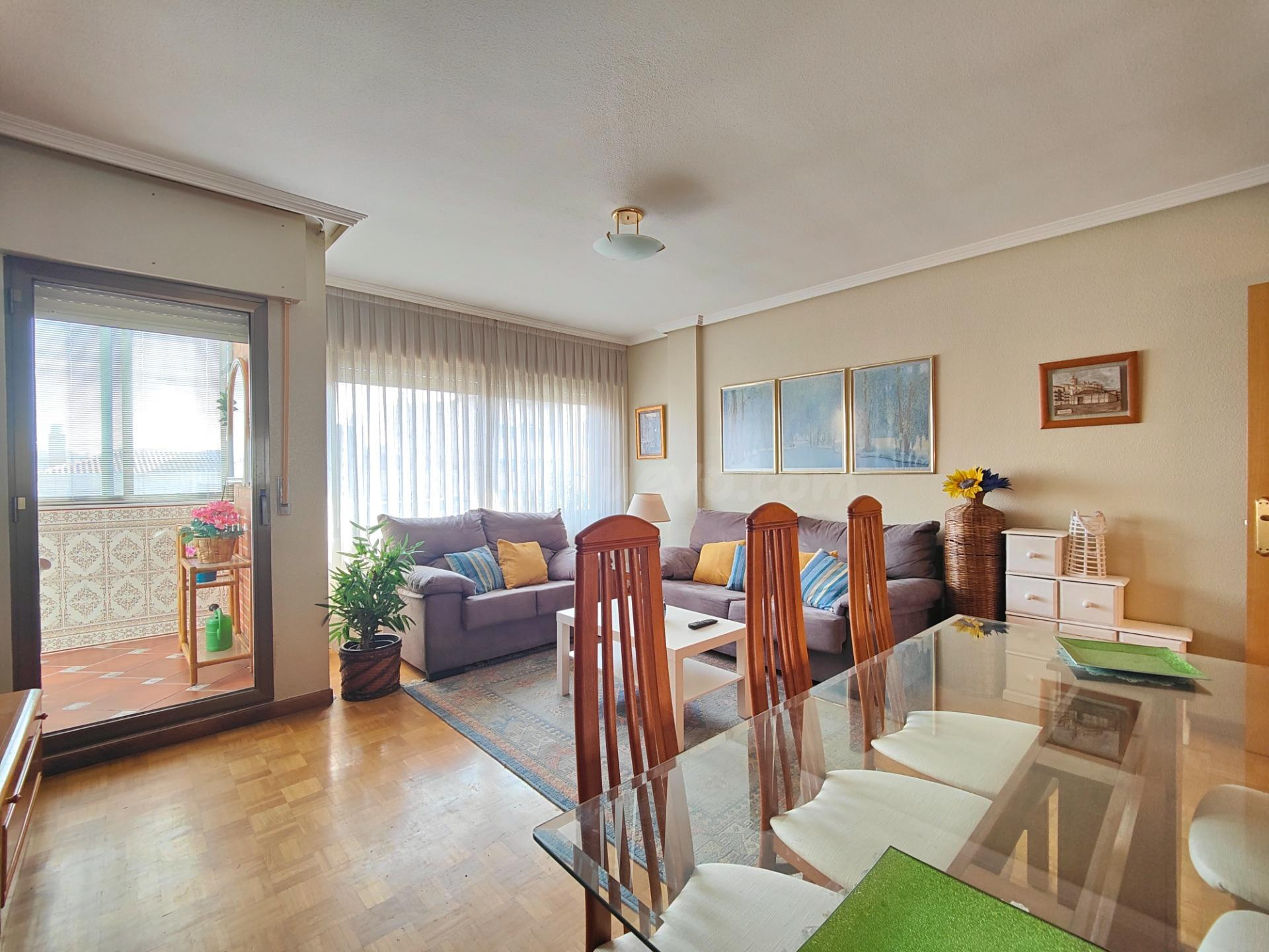 AMUEBLADA TRES Dormitorios DOS baños - foto 4