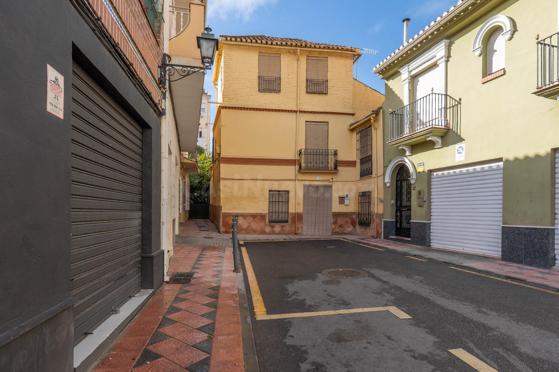 Terreno en pleno centro de Armilla - foto 2
