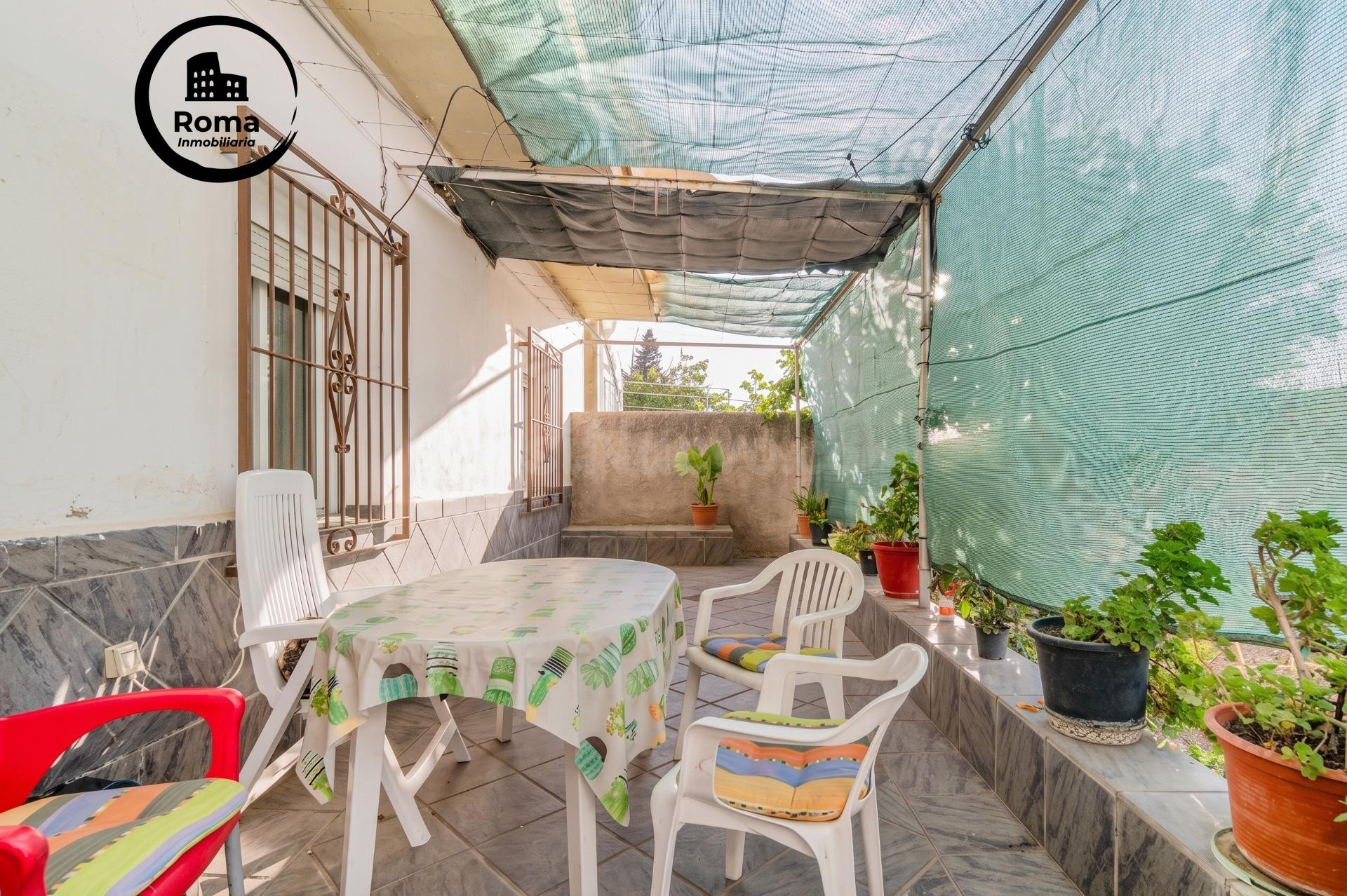Amplia y Luminosa Casa en el Corazón de Monachil - foto 4