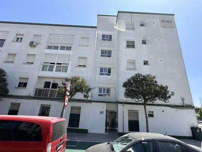 SE VENDE piso OKUPADO en C/ Lepanto Cádiz (Cádiz)