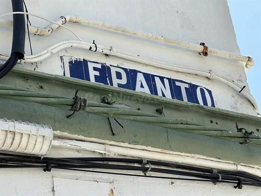 SE VENDE piso OKUPADO en C/ Lepanto Cádiz (Cádiz) - foto 3