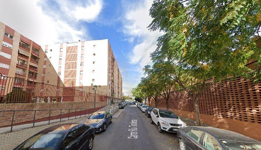 SE VENDE piso OKUPADO en Calle Riu Tordera Nº 2 Tarragona (T - foto 3