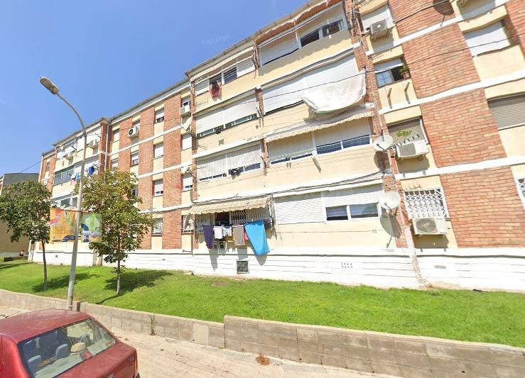 SE VENDE piso OKUPA en C Camps Blancs de Sant Boi de Llobreg - foto 3