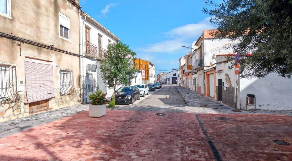 SE VENDE CASA OKUPADA en Avenida Regne De Valencia Nº 14 Ben - foto 2