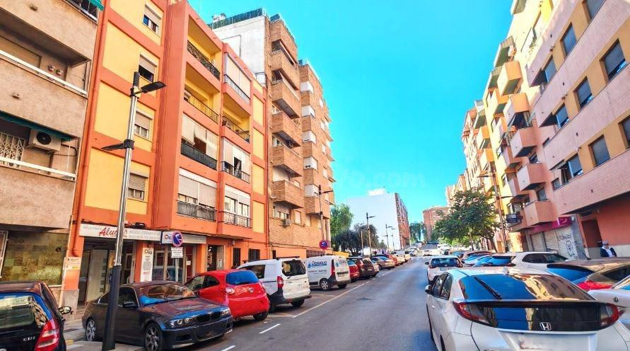 SE VENDE piso OKUPA en C Germanies 73 de Torrent - foto 3