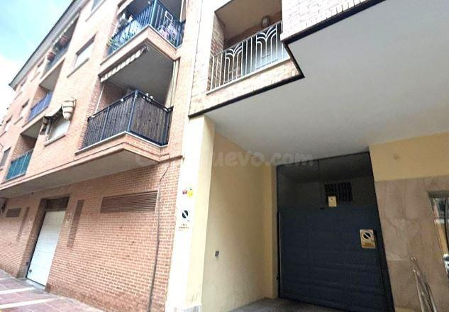 SE VENDE piso OKUPA en C Doctor Fleming Edificio Velazquez 1 - foto 2