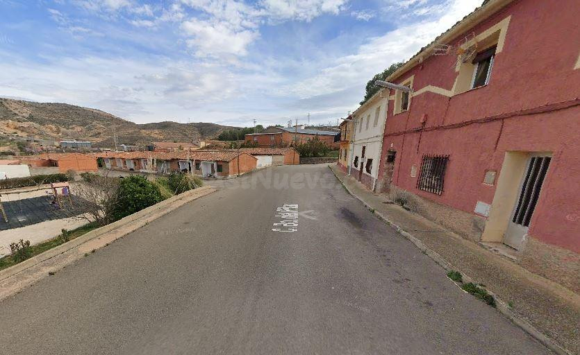 SE VENDE piso OKUPA en C Barrio del Pilar 12 de Alhama de Ar - foto 2
