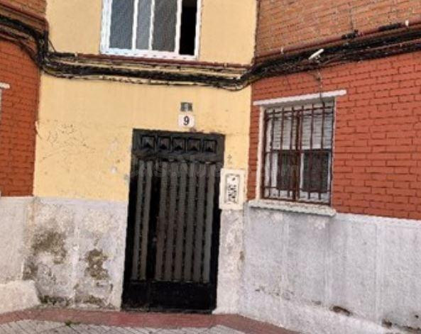 SE VENDE piso OKUPA en C estación 9 de Fuenlabrada - foto 3