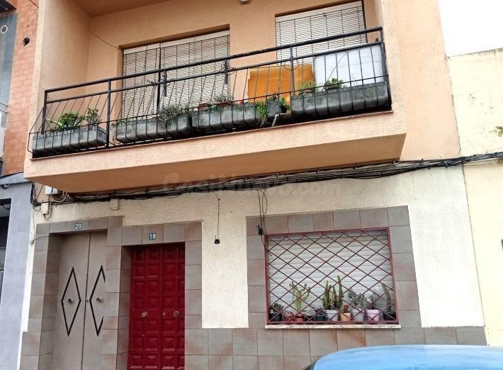 SE VENDE piso OKUPA en C Viento El 18 de Badajoz - foto 4