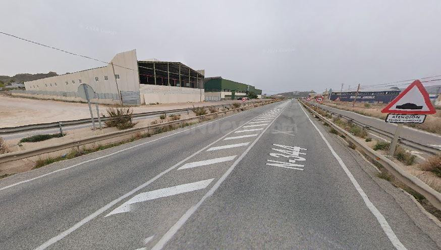 SE VENDE piso OKUPA en C AVENIDA YECLA (DE) 18 de Jumilla - foto 2