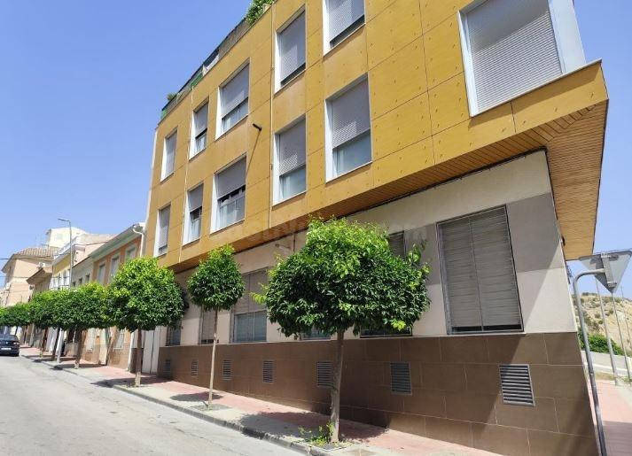 SE VENDE piso OKUPA en C Tejera 17 de Calasparra - foto 2