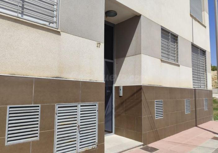 SE VENDE piso OKUPA en C Tejera 17 de Calasparra - foto 4