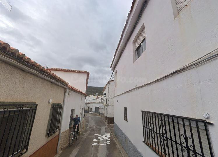 SE VENDE piso OKUPADO en Calle Real Nº 51 Nacimiento (Almerí - foto 2