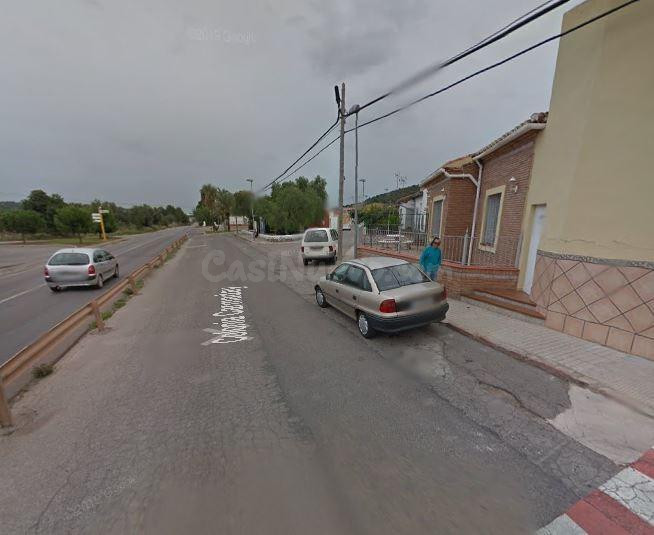 SE VENDE VIVIENDA OKUPADA en Calle Colonia Carmaday Nº 24 Va - foto 2