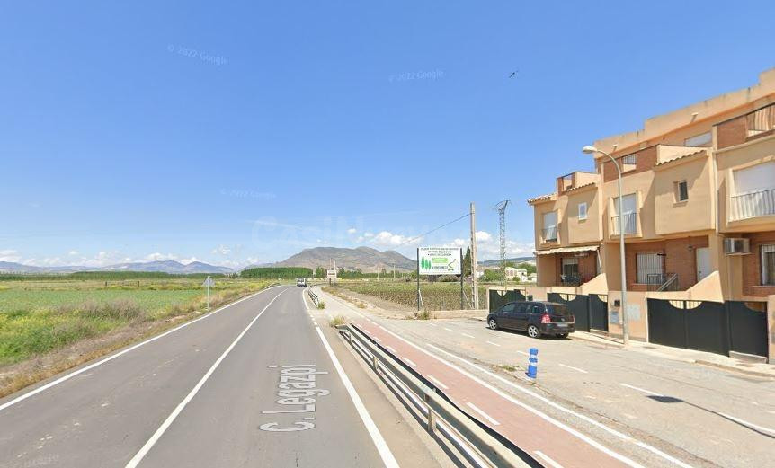 SE VENDE piso OKUPA en C Legazpi 18 de Santa Fe - foto 2