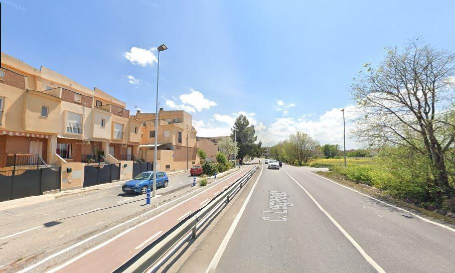 SE VENDE piso OKUPA en C Legazpi 18 de Santa Fe - foto 4