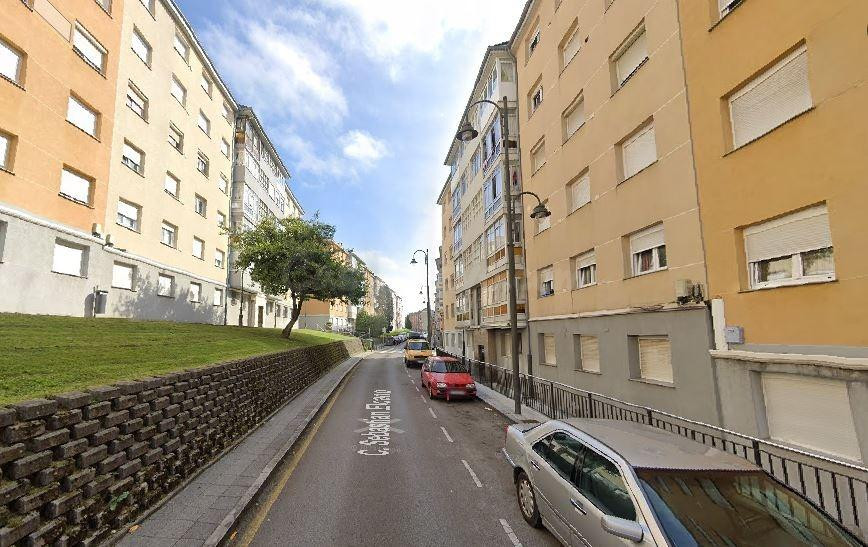 SE VENDE piso OKUPA en C CALLE SEBASTIAN ELCANO 20 4º D - foto 3