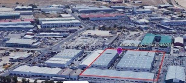 SE VENDE nave industrial OKUPA en C Plomo Del de San Martí - foto 3