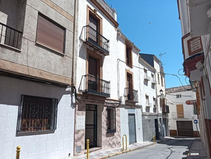 SE VENDE casa OKUPA en C Antonio Molina 9 de Villares (Los) - foto 2
