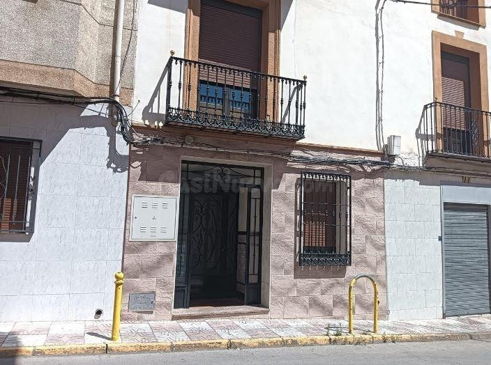 SE VENDE casa OKUPA en C Antonio Molina 9 de Villares (Los) - foto 4