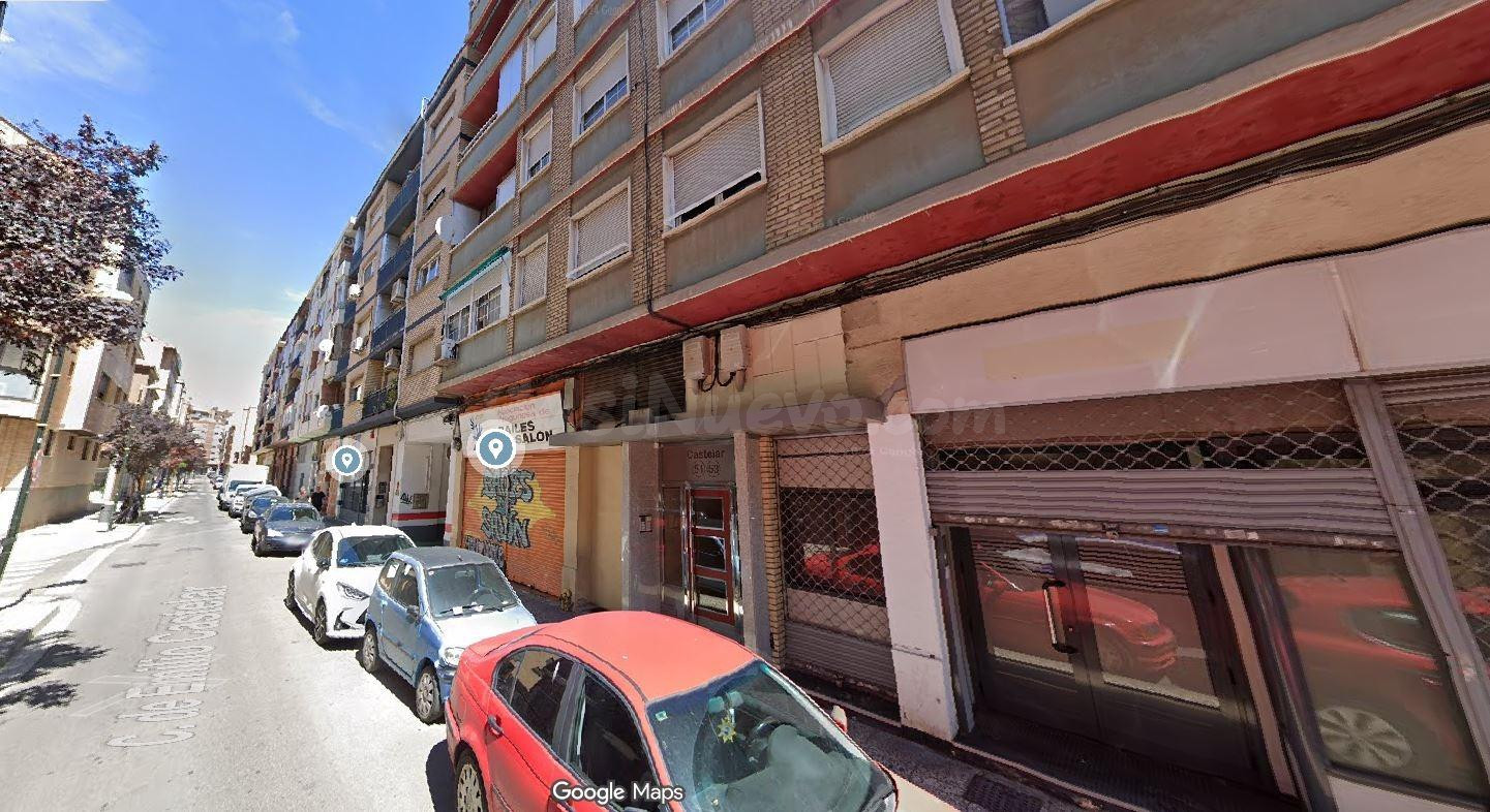 SE VENDE inmueble ALQUILADO en Zaragoza - foto 4