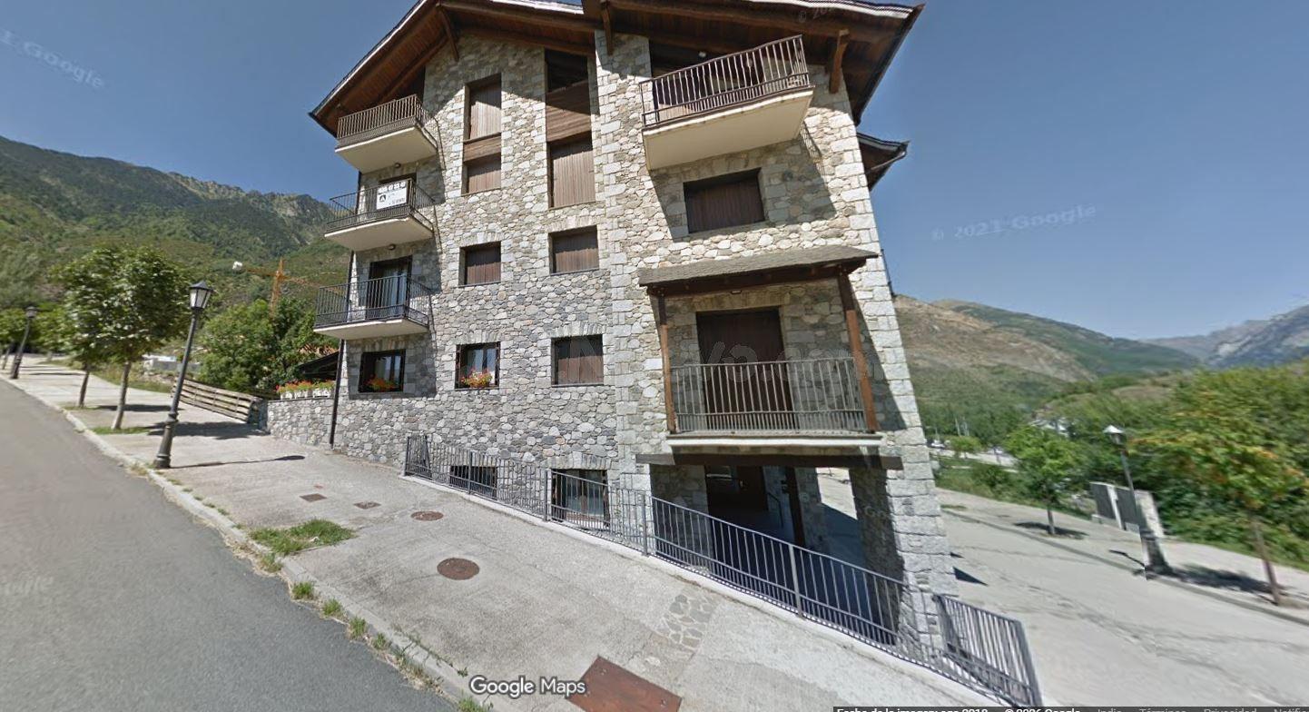 SE VENDE inmueble ALQUILADO en Benasque