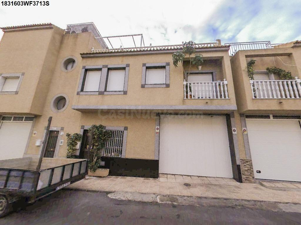 SE VENDE Casa ALQUILADA en EX VPO CHALET ADOSADO, CL, ALMERI - foto 4