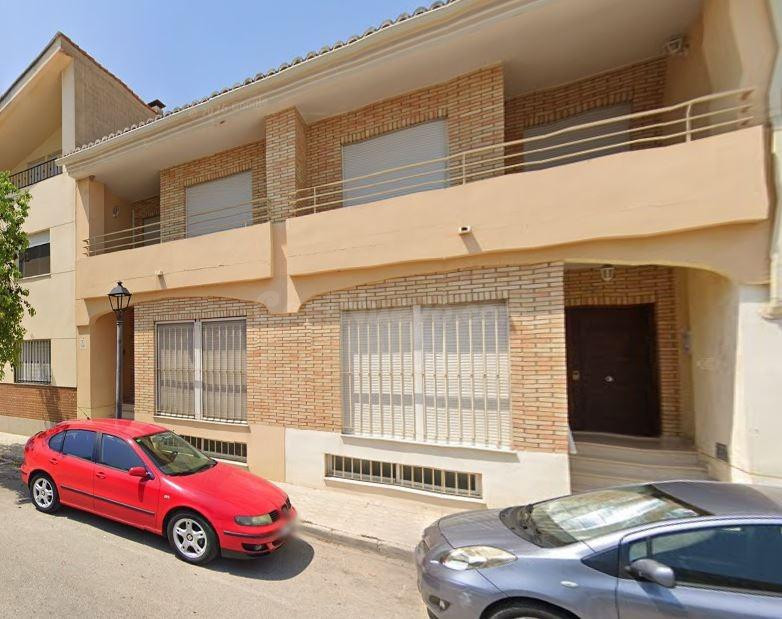 SE VENDE inmueble ALQUILADO en Manuel - foto 2