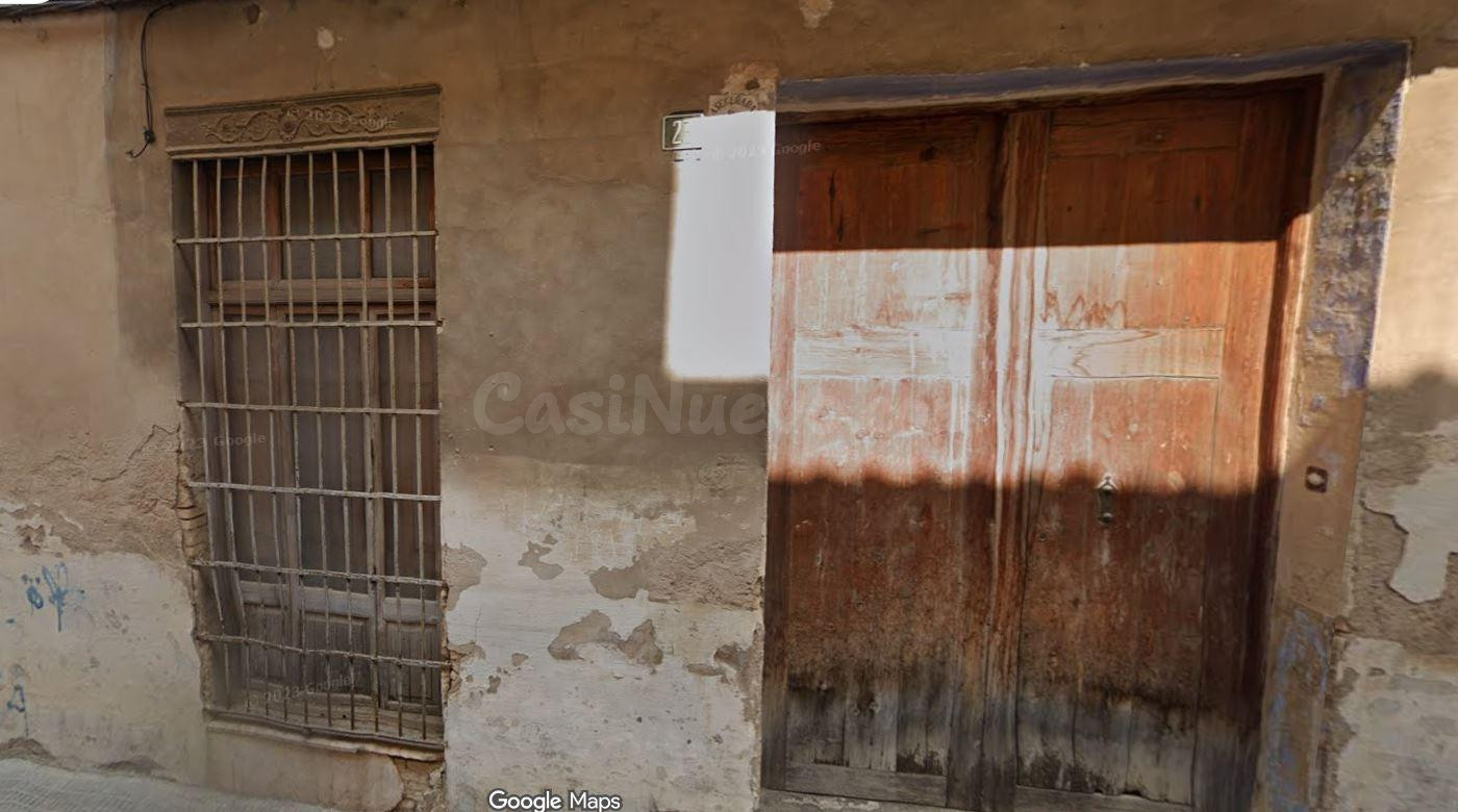 SE VENDE inmueble ALQUILADO en Carcaixent