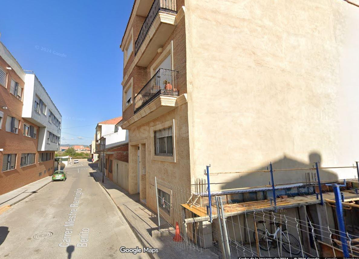 SE VENDE inmueble ALQUILADO en Turís - foto 2