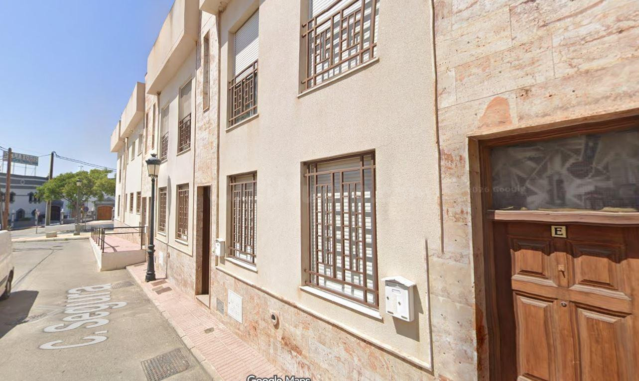 SE VENDE inmueble ALQUILADO en Huércal-Overa - foto 2