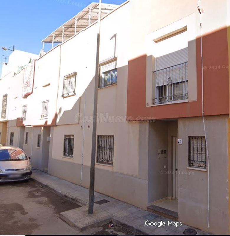 SE VENDE inmueble ALQUILADO en Níjar