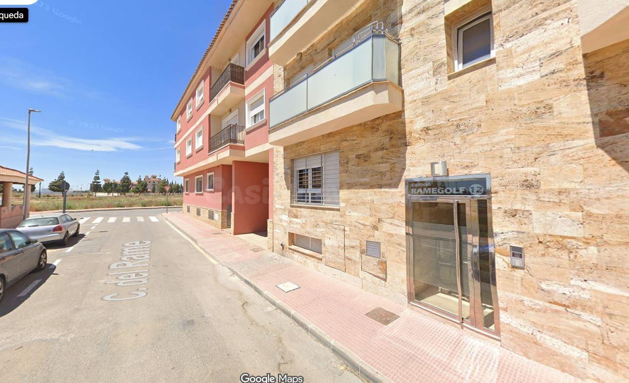 SE VENDE inmueble ALQUILADO en Alcázares (Los) - foto 3