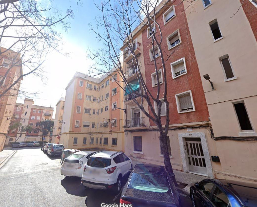 SE VENDE inmueble ALQUILADO en Xirivella - foto 3