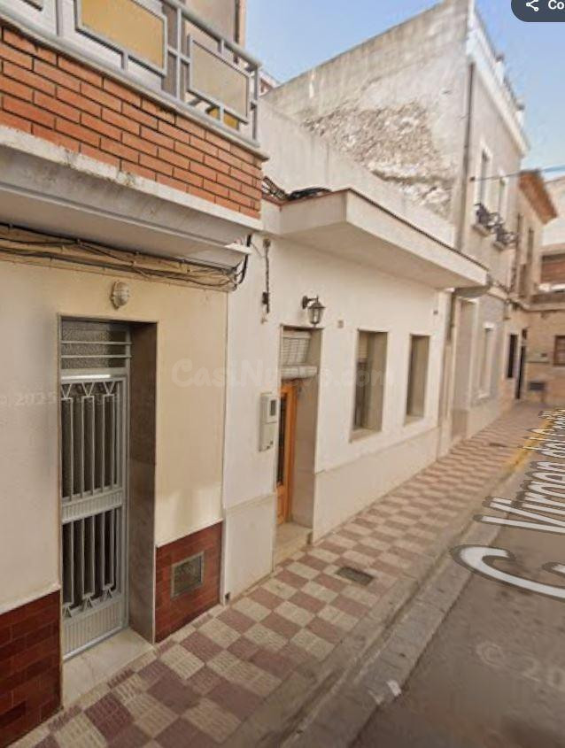SE VENDE inmueble ALQUILADO en Corbera