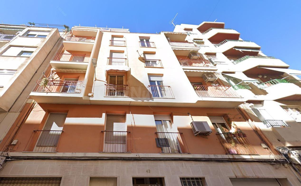 SE VENDE inmueble ALQUILADO en Alicante/Alacant - foto 3