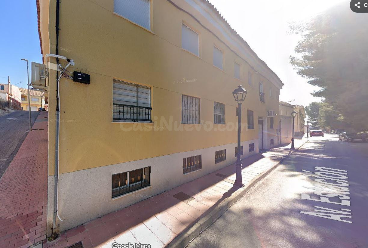 SE VENDE inmueble ALQUILADO en Blanca - foto 3