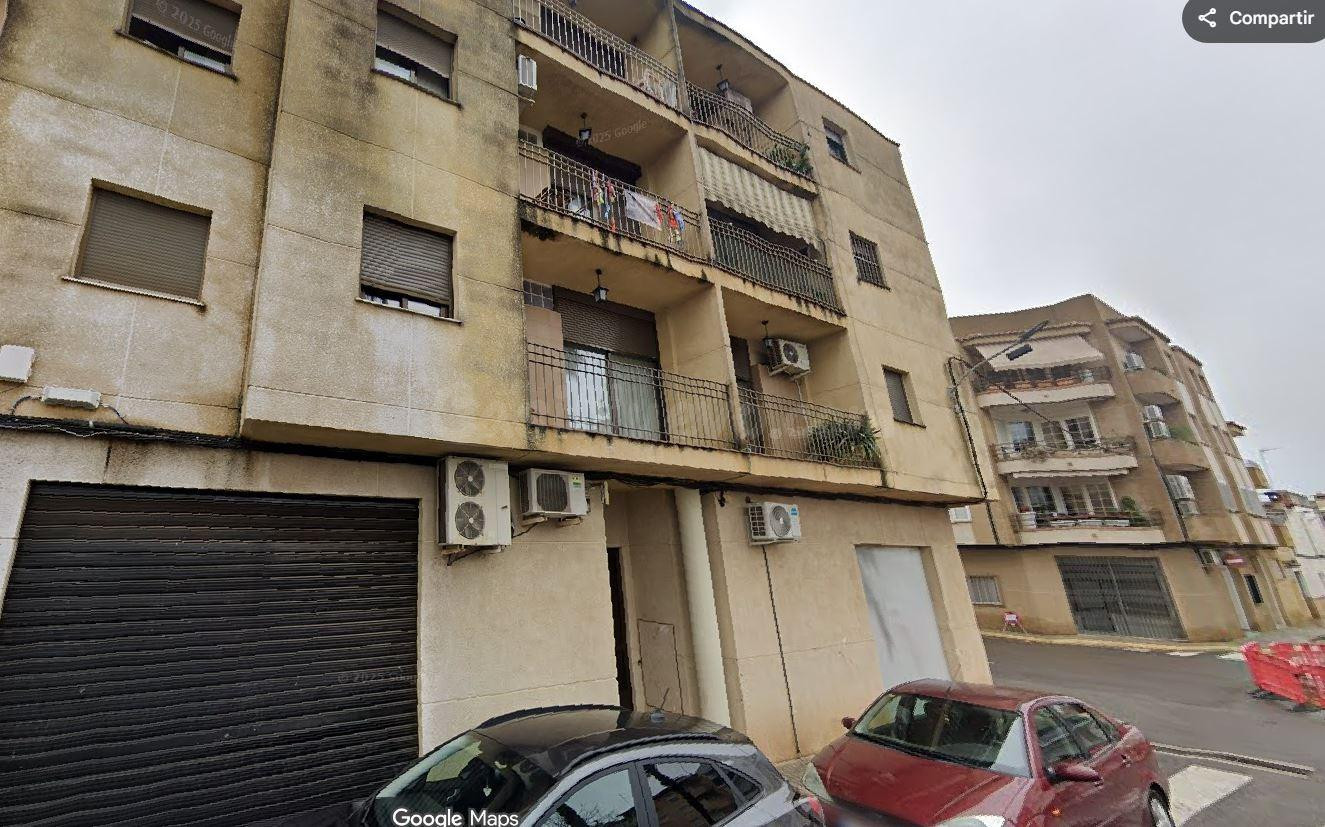 SE VENDE inmueble ALQUILADO en Genovés - foto 2