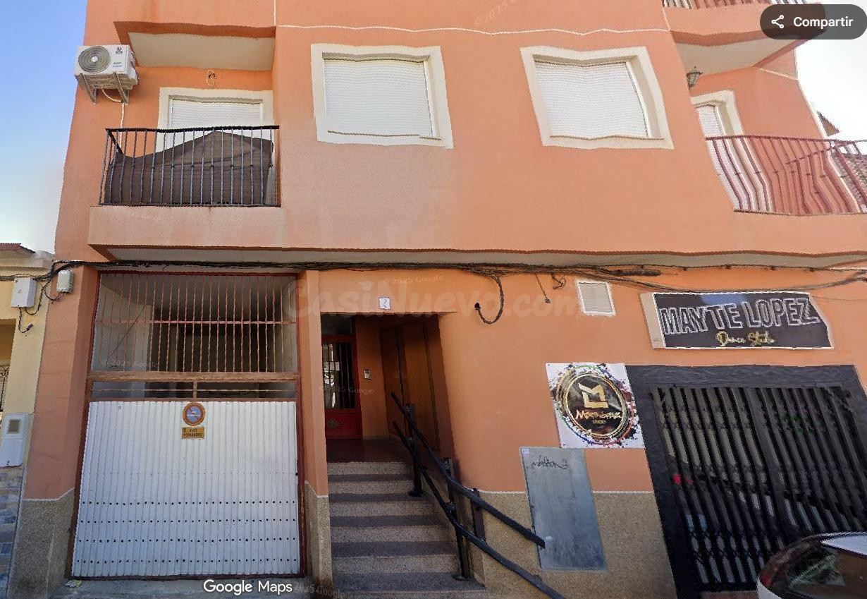 SE VENDE inmueble ALQUILADO en Ceutí - foto 2