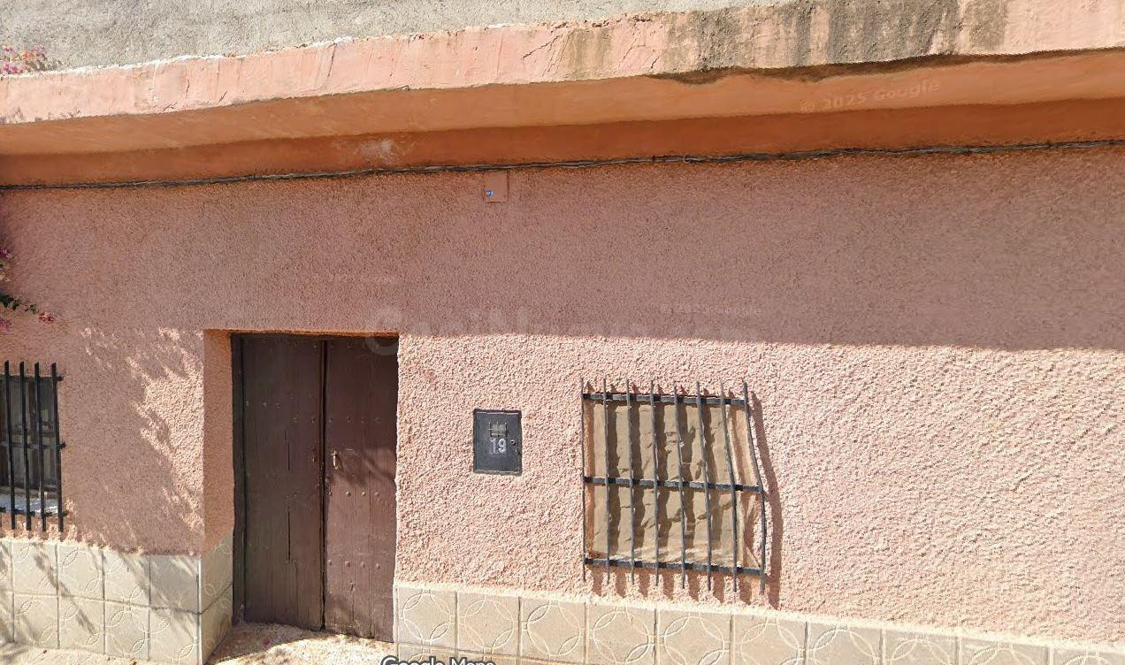 SE VENDE inmueble ALQUILADO en Murcia