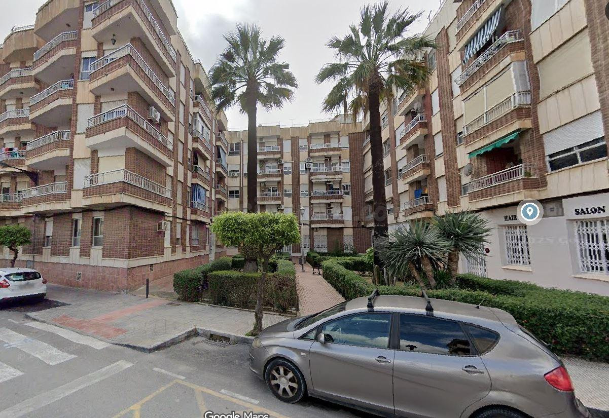 SE VENDE inmueble ALQUILADO en Almoradí - foto 2
